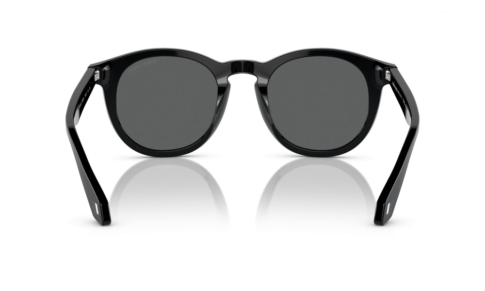 Giorgio Armani AR8192 5875B1 Giorgio Armani AR8192 5875B1