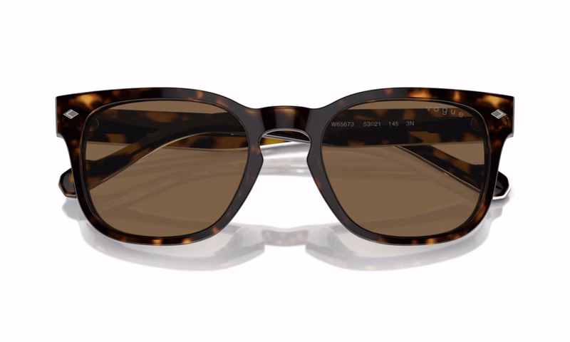 Vogue VO5571S W65673 Vogue VO5571S W65673